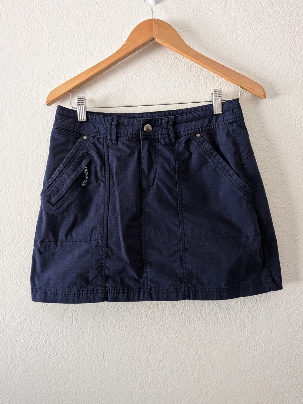 Title Nine Big B Hiking Skort Navy Women’s Size 2